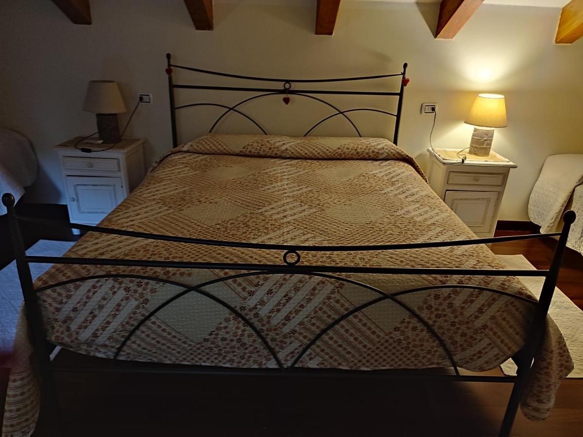 Mirbea Bed and Breakfast Cisano sul Neva Buitenkant foto